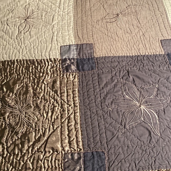 Sunham Home Bedding King Size Heavyweight Quilt Poshmark